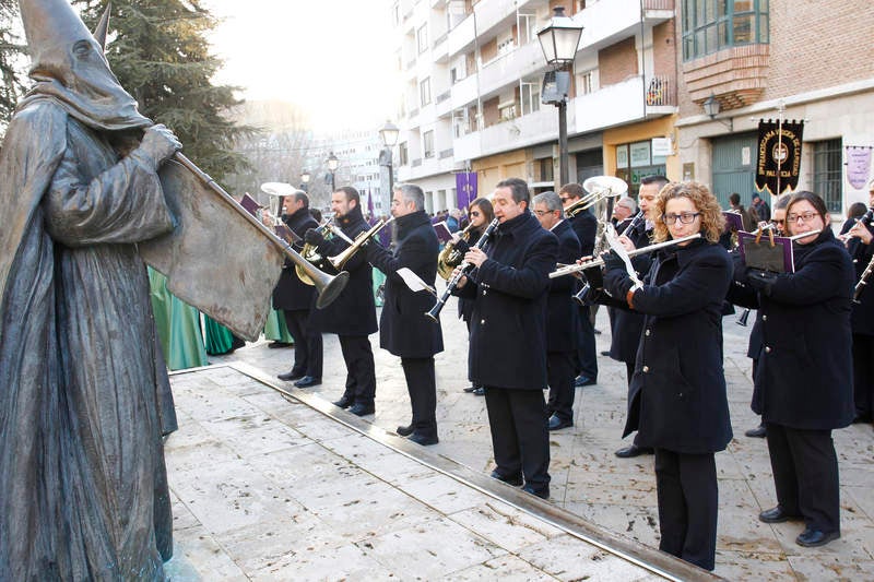 Procesión del Rompimiento del Velo en Palencia