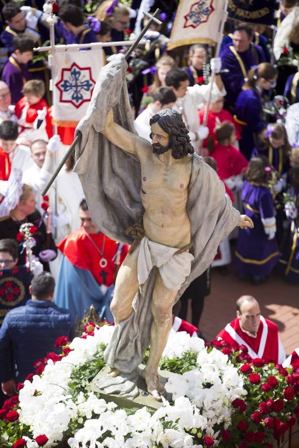 Encuentro de Jesús Resucitado con la Virgen de la Alegría en Valladolid
