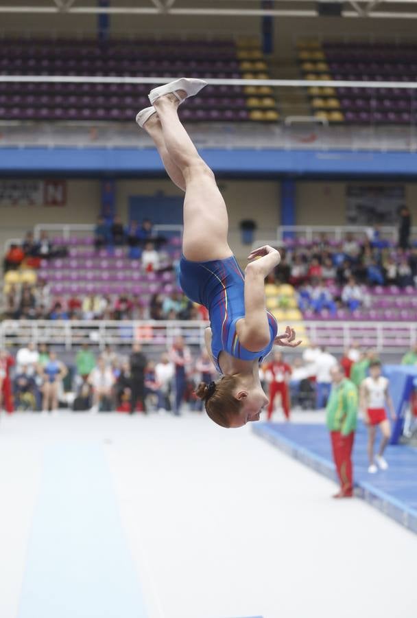 El Campeonato Europeo de Trampolín reúne en el Pisuerga a más de 700 gimnastas