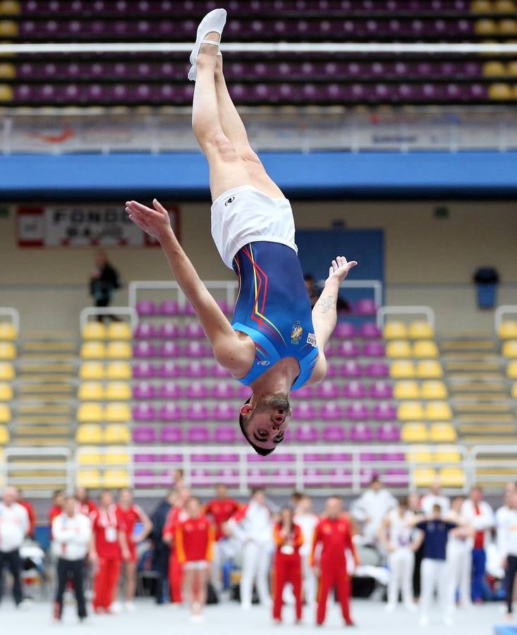 El Campeonato Europeo de Trampolín reúne en el Pisuerga a más de 700 gimnastas