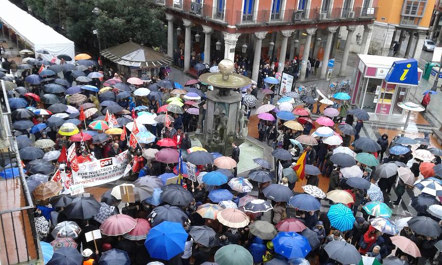 Manifestación en Valladolid contra el cierre de Lauki y Dulciora