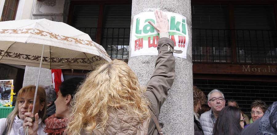 Manifestación en Valladolid contra el cierre de Lauki y Dulciora