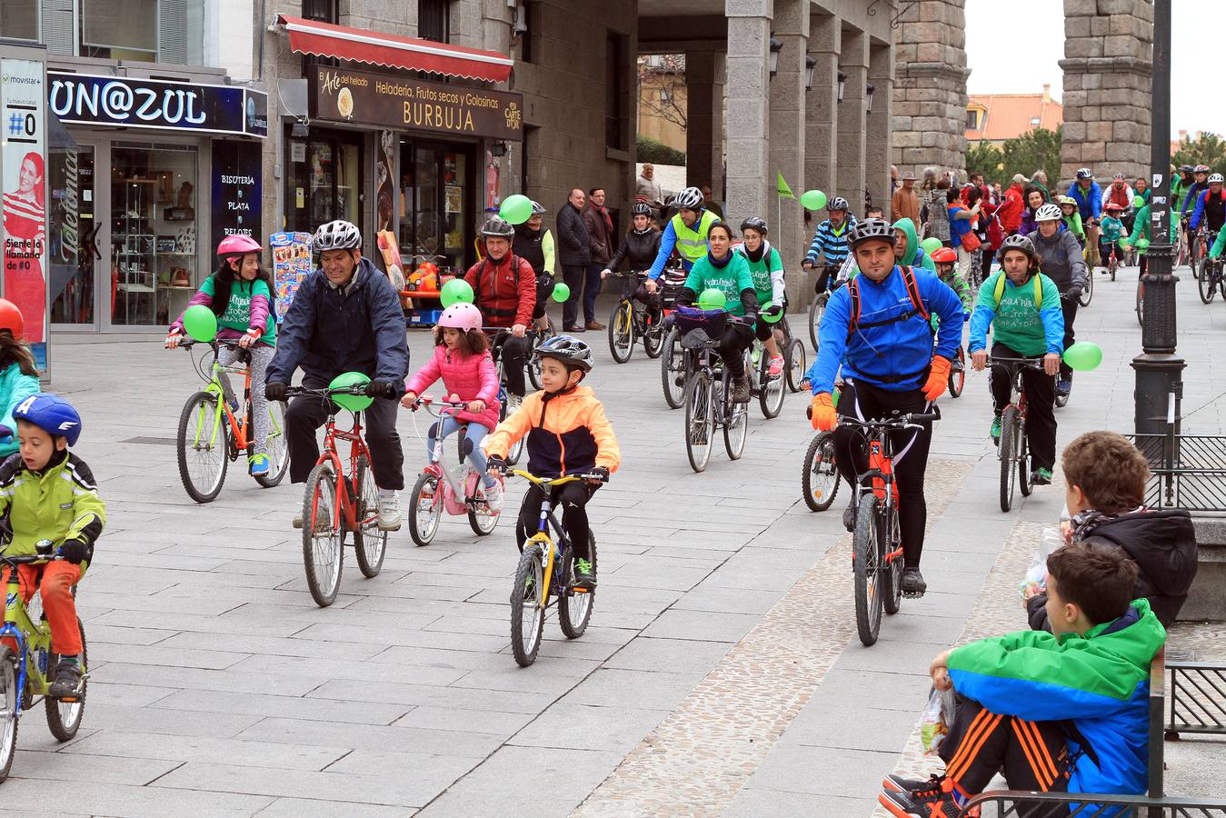 Marcha en bicicleta por la Escuela Pública Laica y Gratuita de Segovia