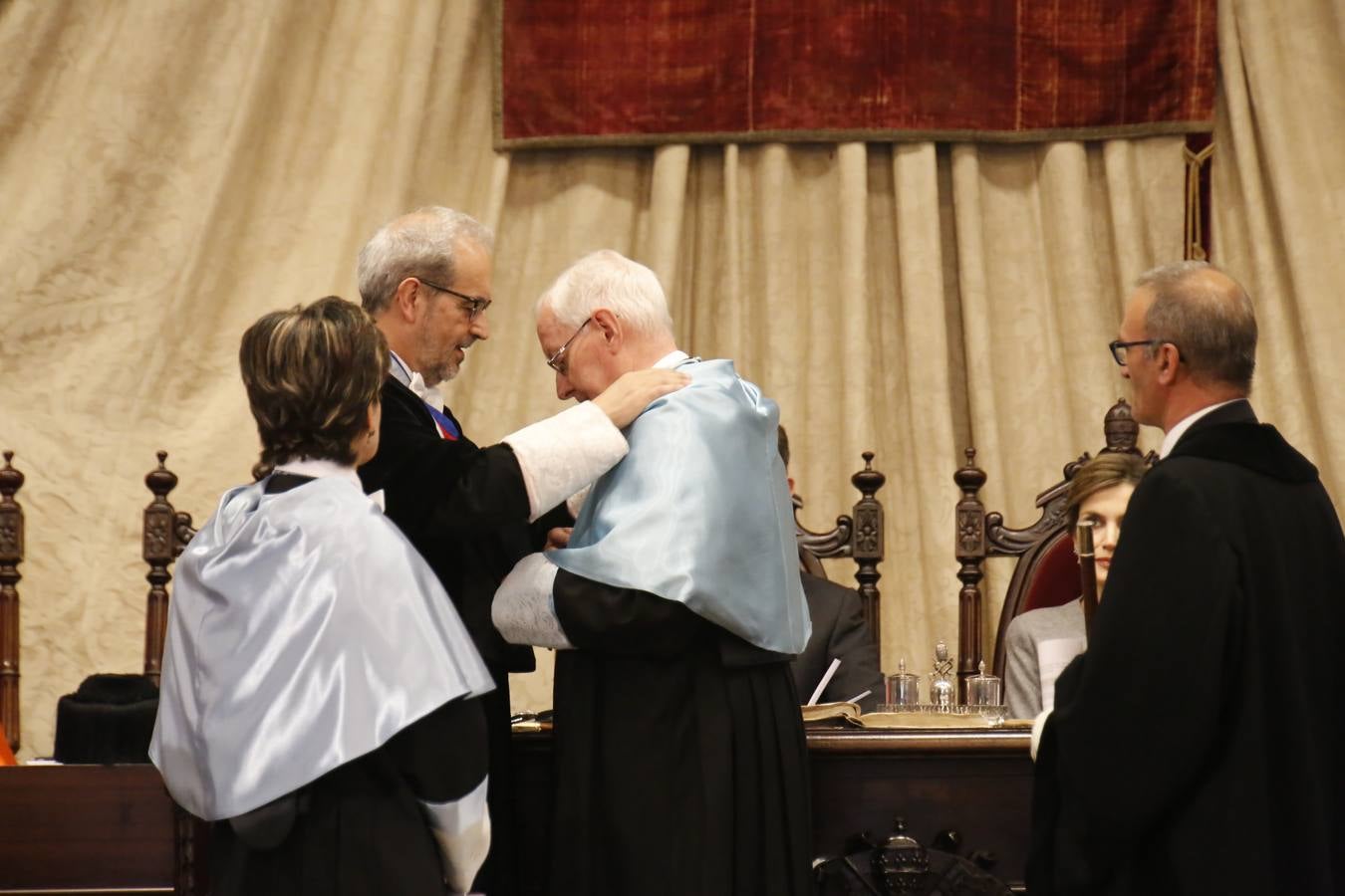 Los Reyes presiden en Salamanca la investidura honoris causa de Víctor García de la Concha y José Narro (1/2)