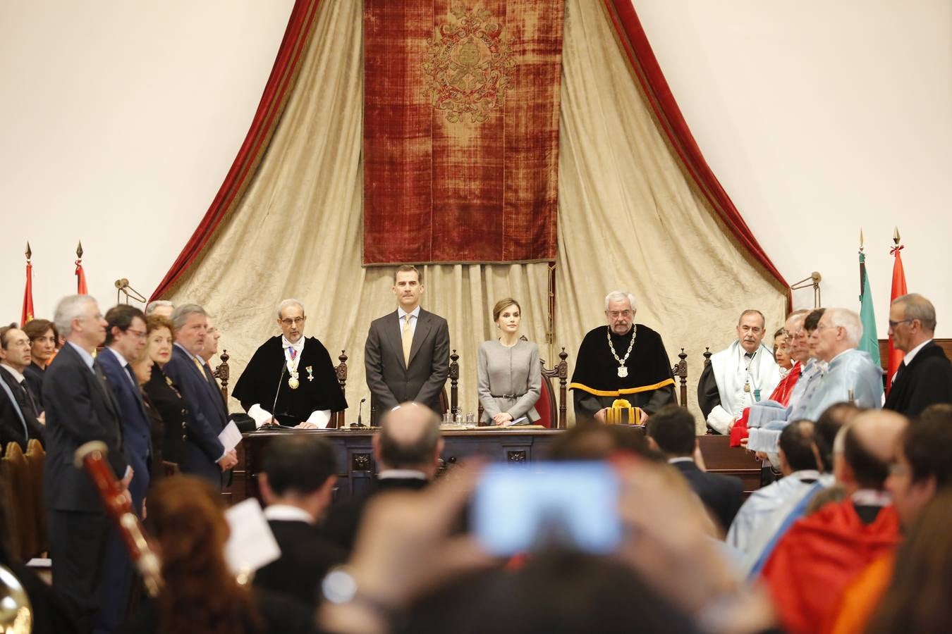 Los Reyes presiden en Salamanca la investidura honoris causa de Víctor García de la Concha y José Narro (2/2)