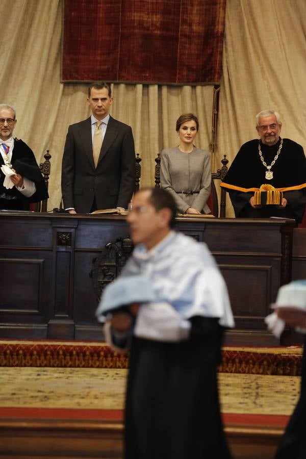 Los Reyes presiden en Salamanca la investidura honoris causa de Víctor García de la Concha y José Narro (2/2)