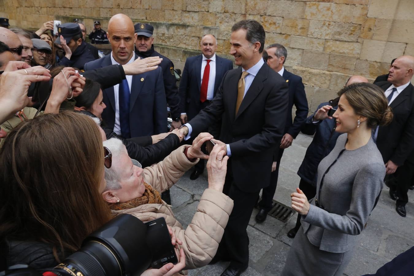 Los Reyes presiden en Salamanca la investidura honoris causa de Víctor García de la Concha y José Narro (2/2)