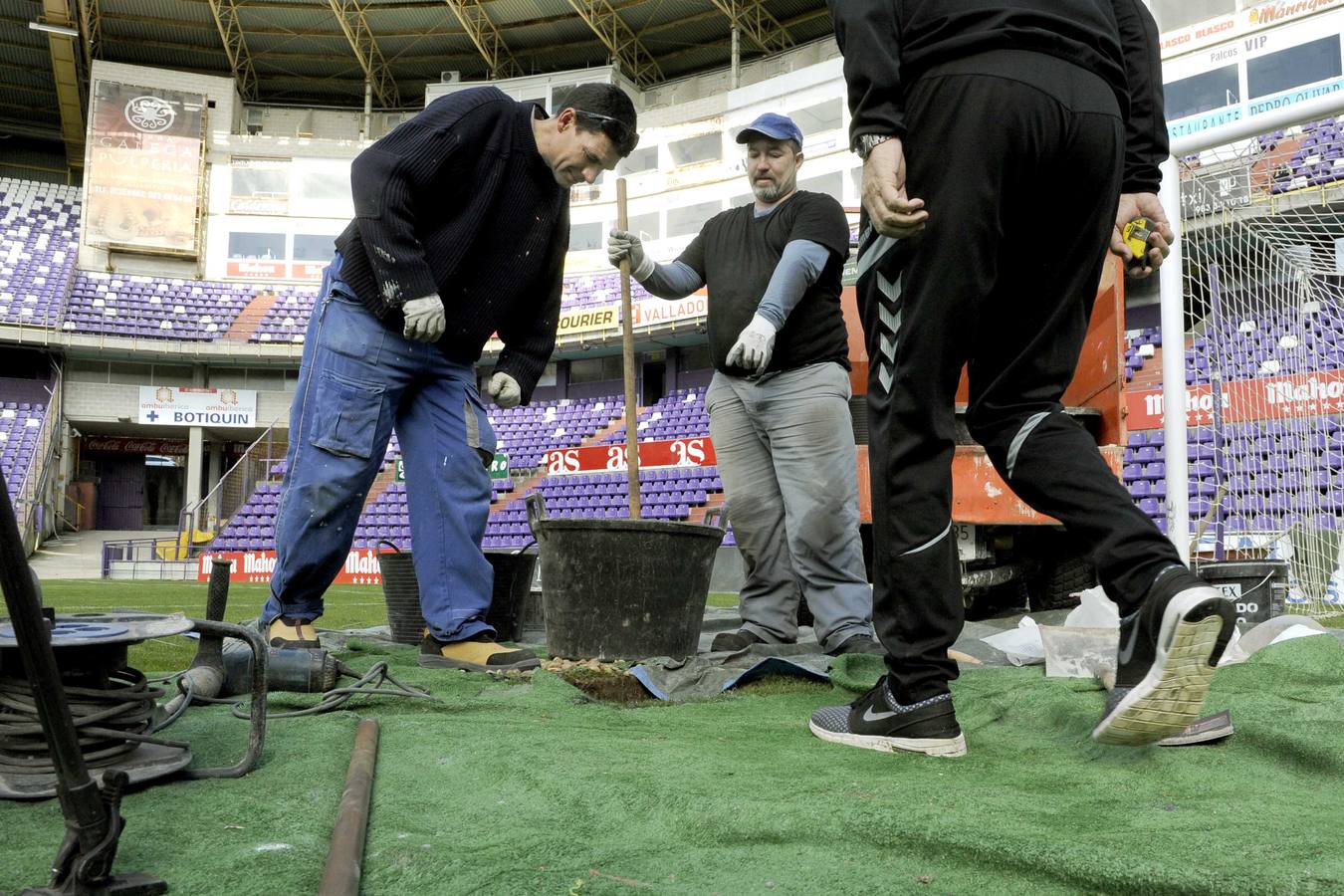 El césped del Zorrilla se prepara para acoger la final de la Copa del Rey de Rugby