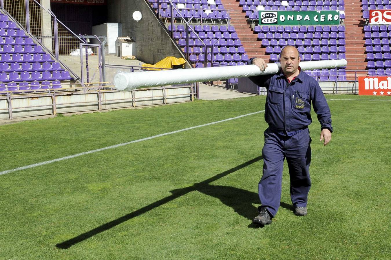 El césped del Zorrilla se prepara para acoger la final de la Copa del Rey de Rugby