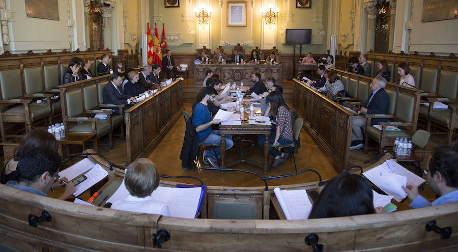 Pleno en el Ayuntamiento de Valladolid