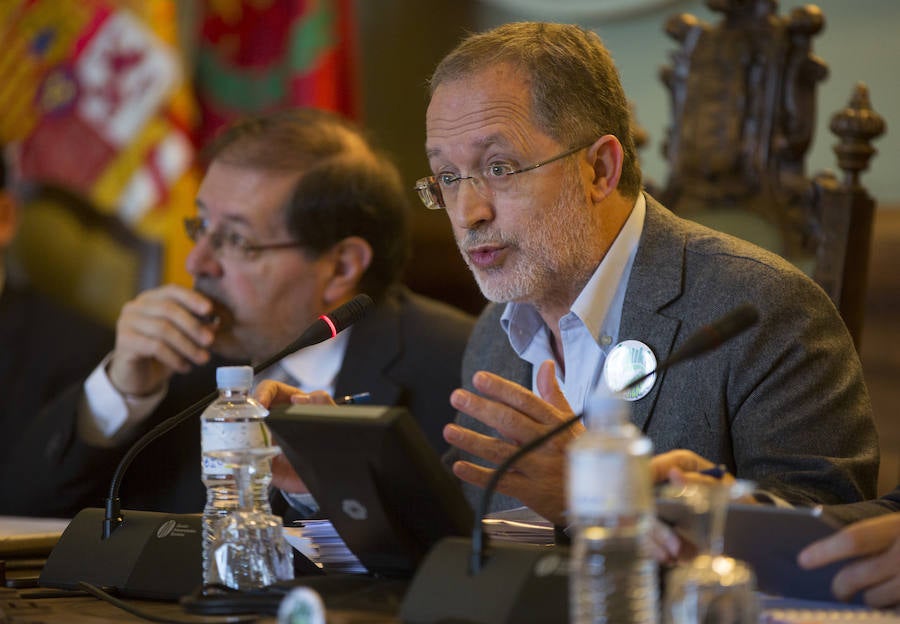 Pleno en el Ayuntamiento de Valladolid
