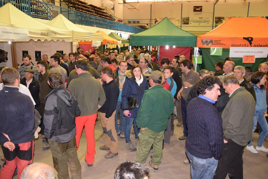 Feria de caza y pesca de Velilla de Río Carrión