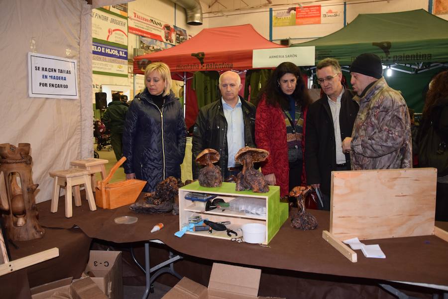 Feria de caza y pesca de Velilla de Río Carrión