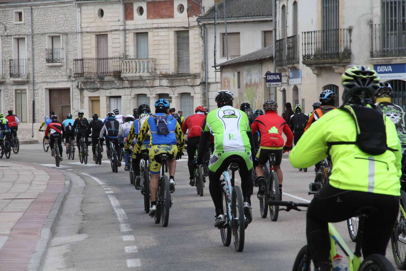 Primera etapa de la BTT Series de Valladolid celebrada en Campaspero (2/2)