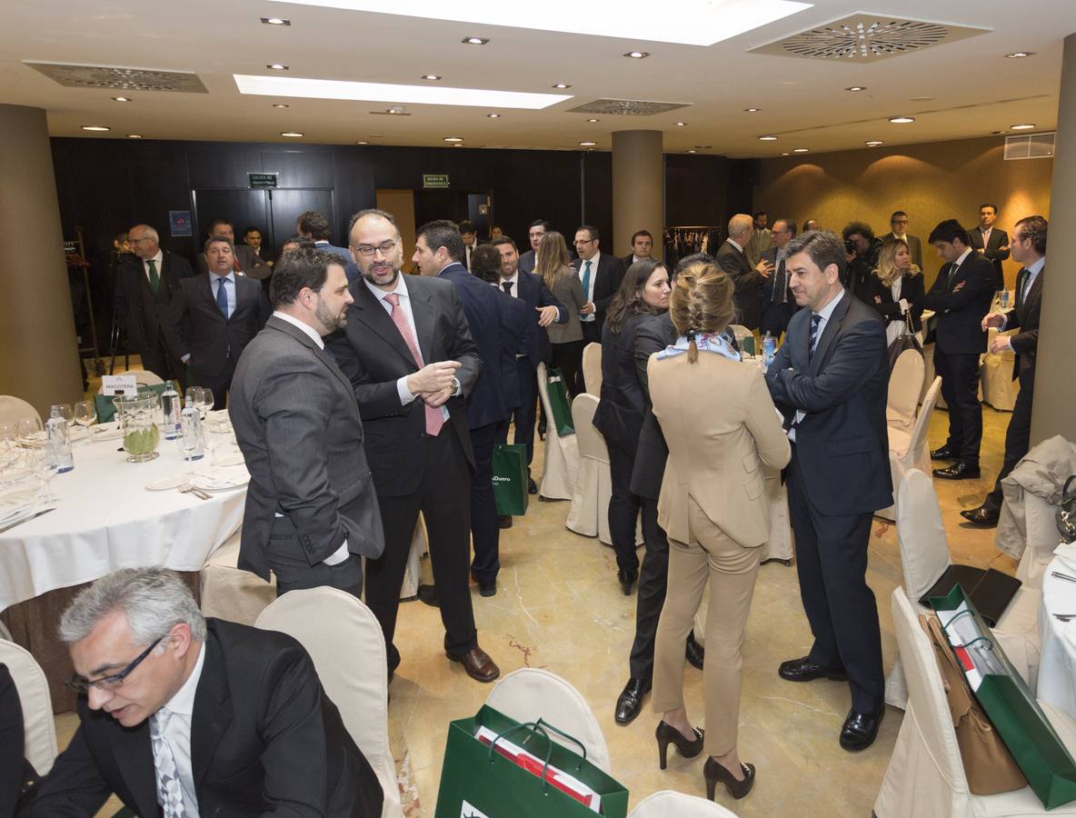 Los exministros Alberto Ruiz Gallardón y Cristina Garmendia participan en el foro empresarial &#039;Diálogos para el desarrollo&#039;