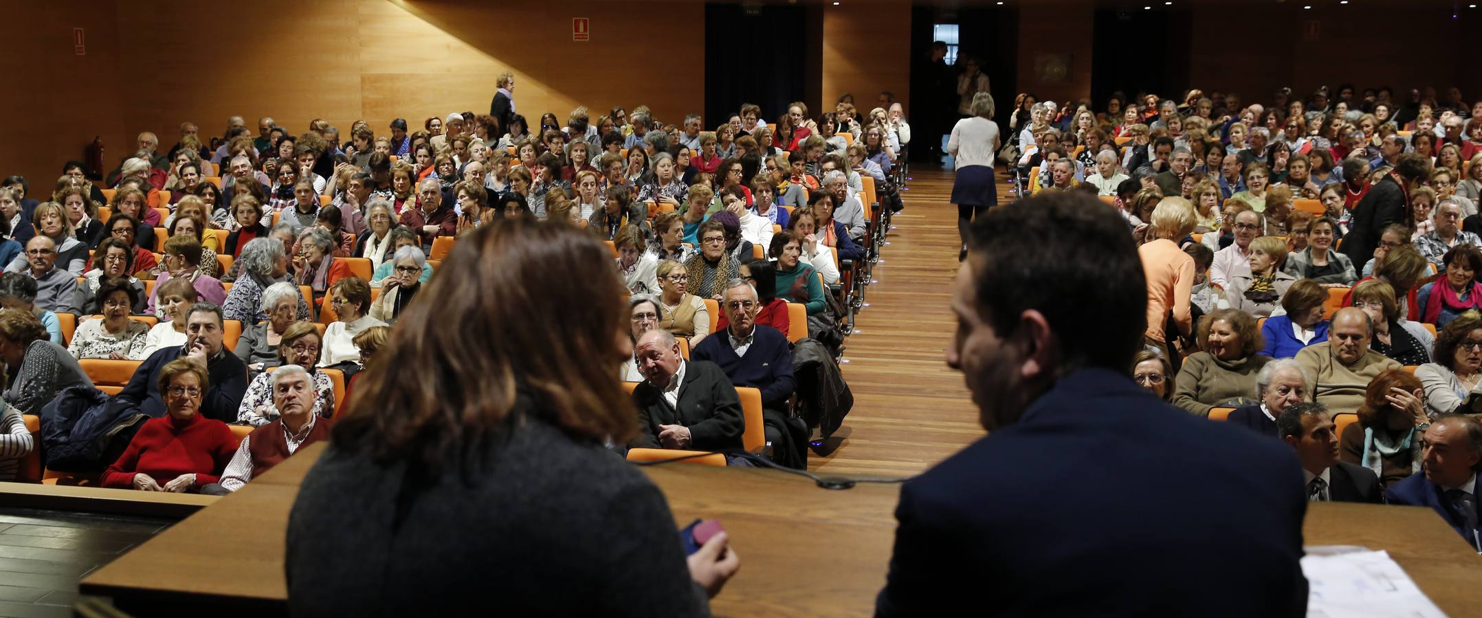 Daniel de Luis habla de la osteoporosis en las Aulas de la Salud de El Norte de Castilla