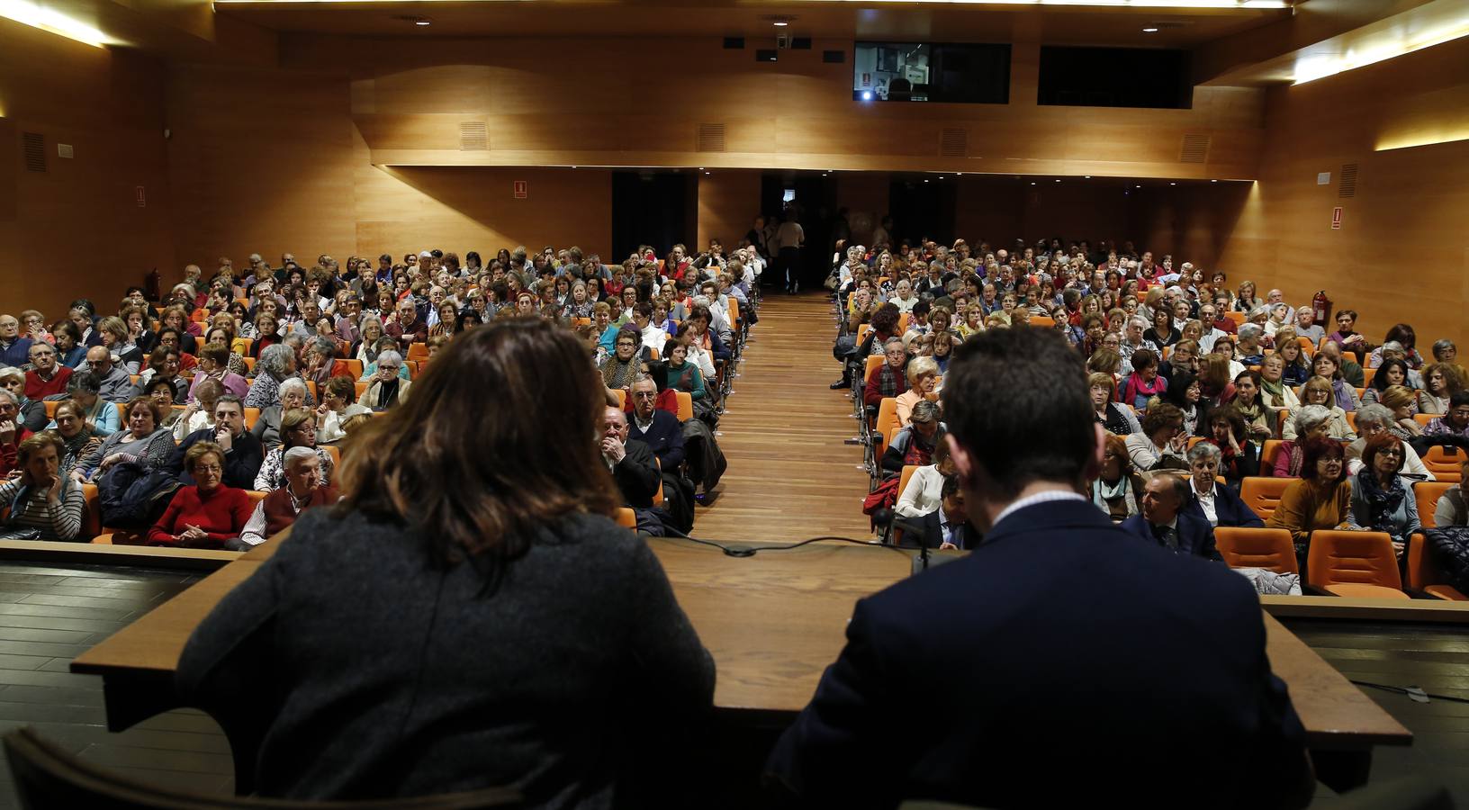 Daniel de Luis habla de la osteoporosis en las Aulas de la Salud de El Norte de Castilla