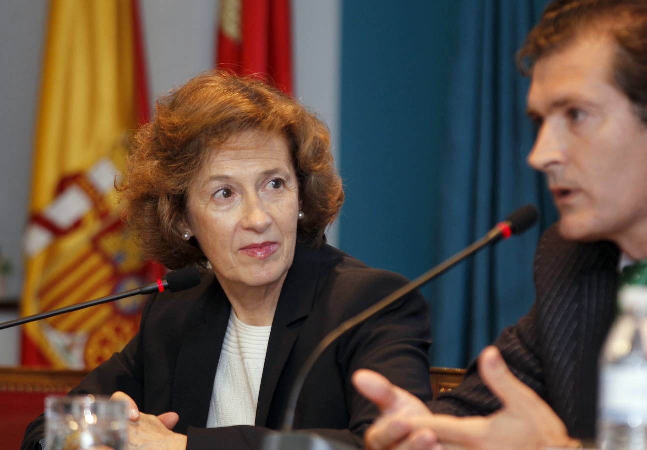 Julia Navarro, en el Aula de Cultura de El Norte de Castilla