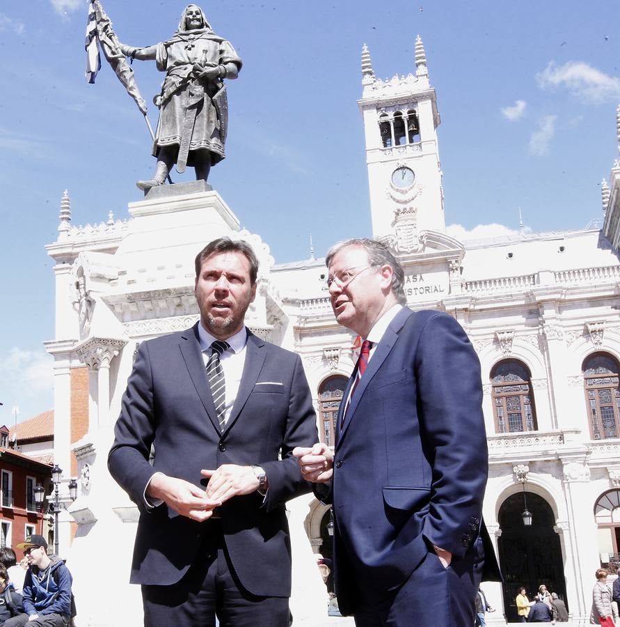El alcalde de León, Antonio Silván, visita Valladolid