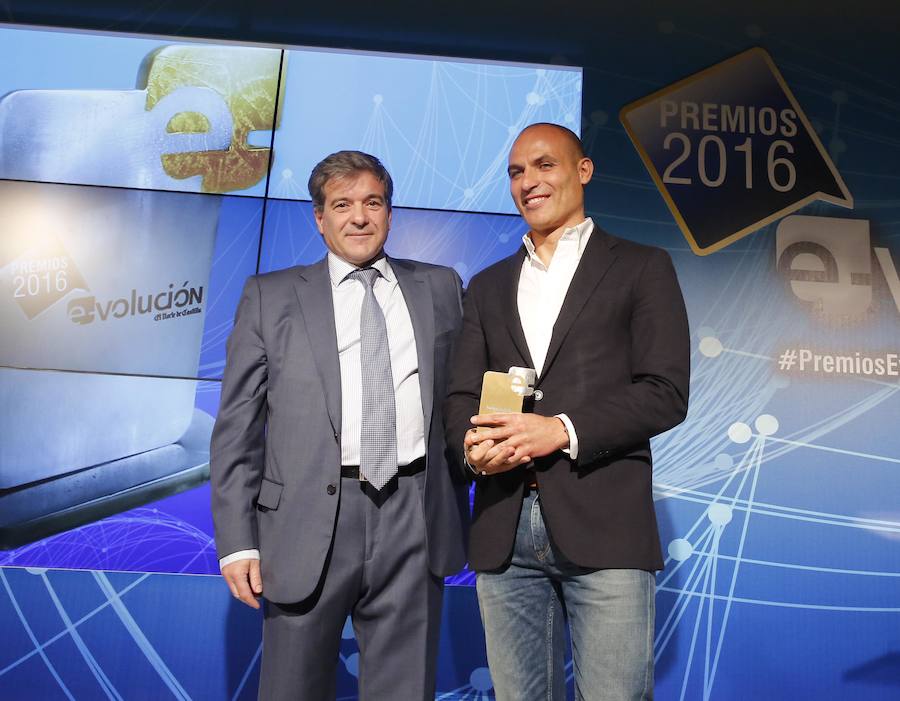 Gala de entrega de los Premios e-volución 2016 2