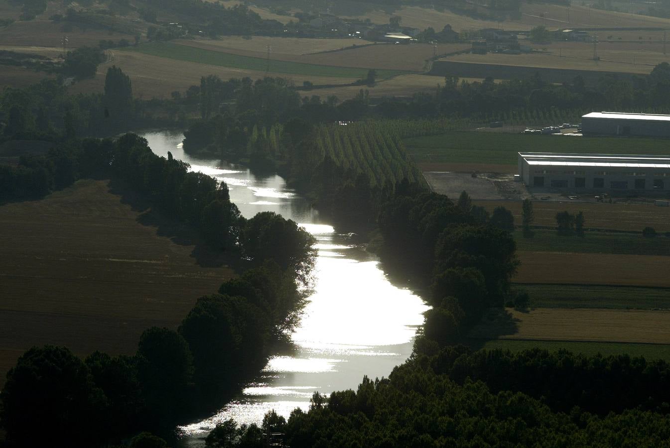 Río Ebro a su paso por Miranda de Ebro.