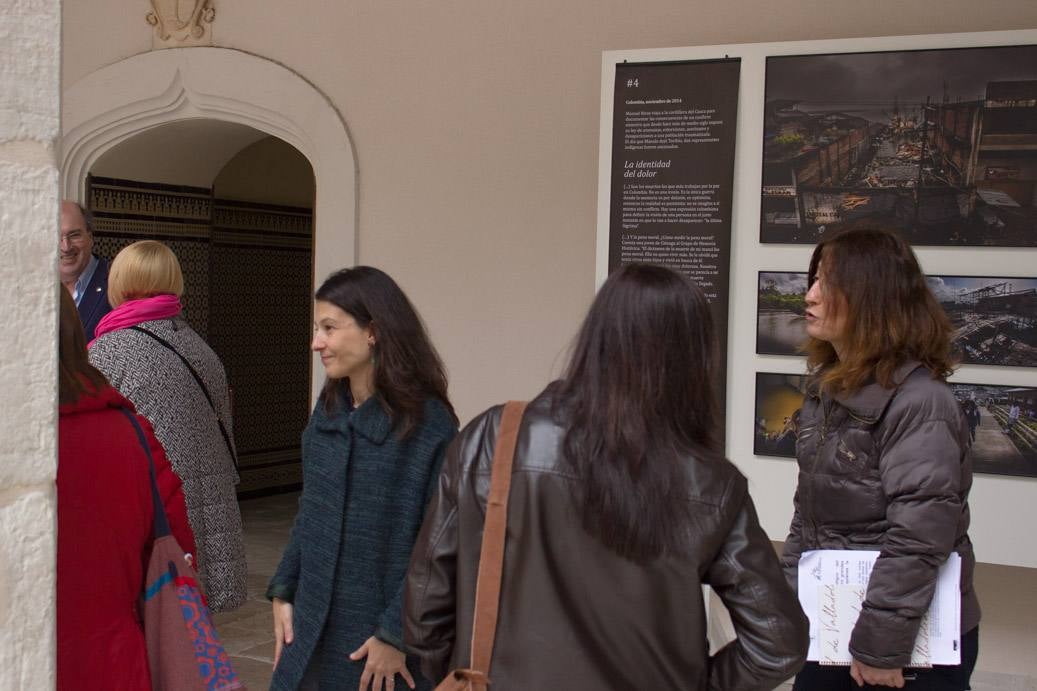 Exposición &#039;Testigos del olvido#2&#039; en el claustro del Palacio de Santa Cruz