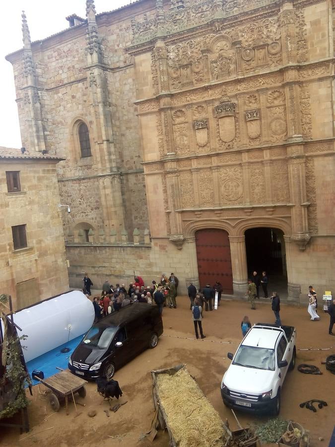 El rodaje de la serie 'Romeo y Julieta' llega a la Universidad de Salamanca
