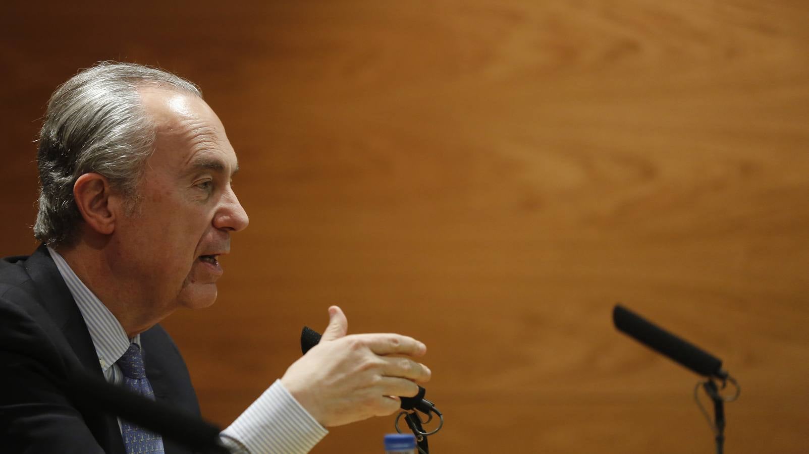 Luis Alberto de Cuenca visita la Villa de Urueña para hablar de la poesía en la obra de Cervantes