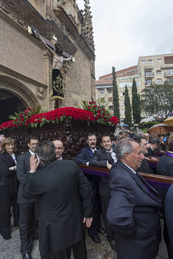 Procesión del Cristo de los Milagros celebrada en Salamanca