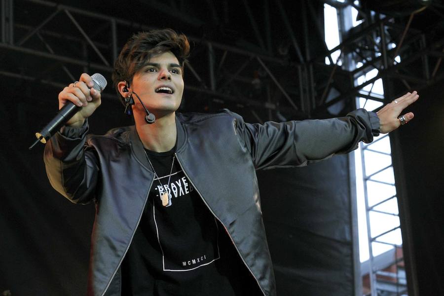 Abraham Mateo desata la pasión de sus fans vallisoletanas