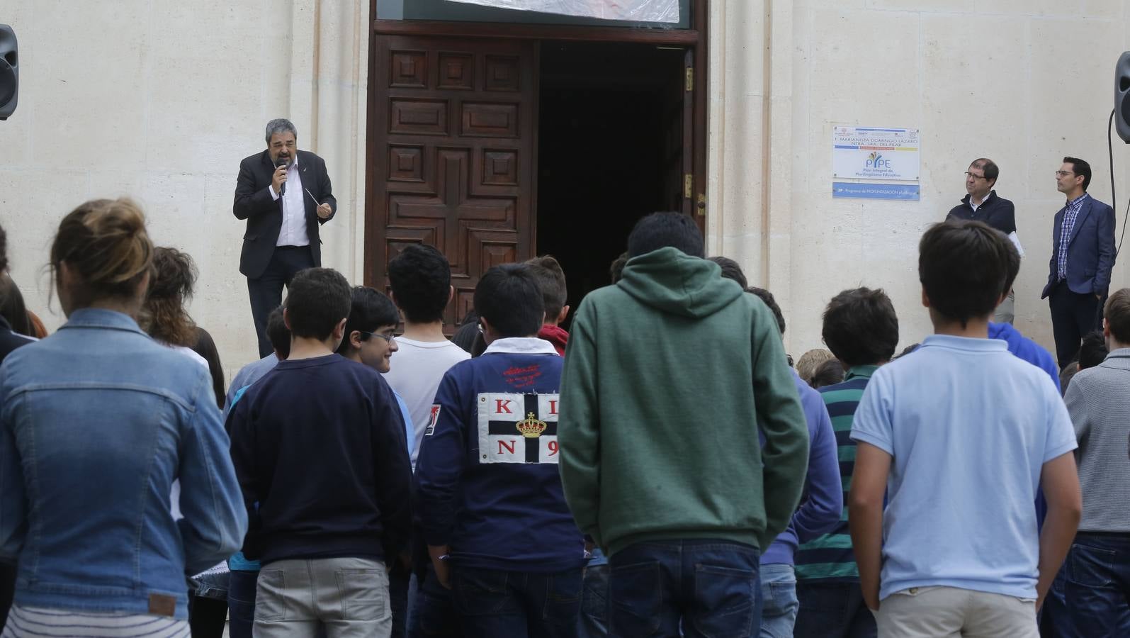 Carlos Aganzo inaugura la semana cultural del colegio del Pilar