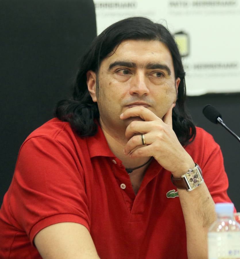 Antonio Manilla presenta su poemario &#039;El lugar en mí&#039; en el Aula de Cultura de El Norte