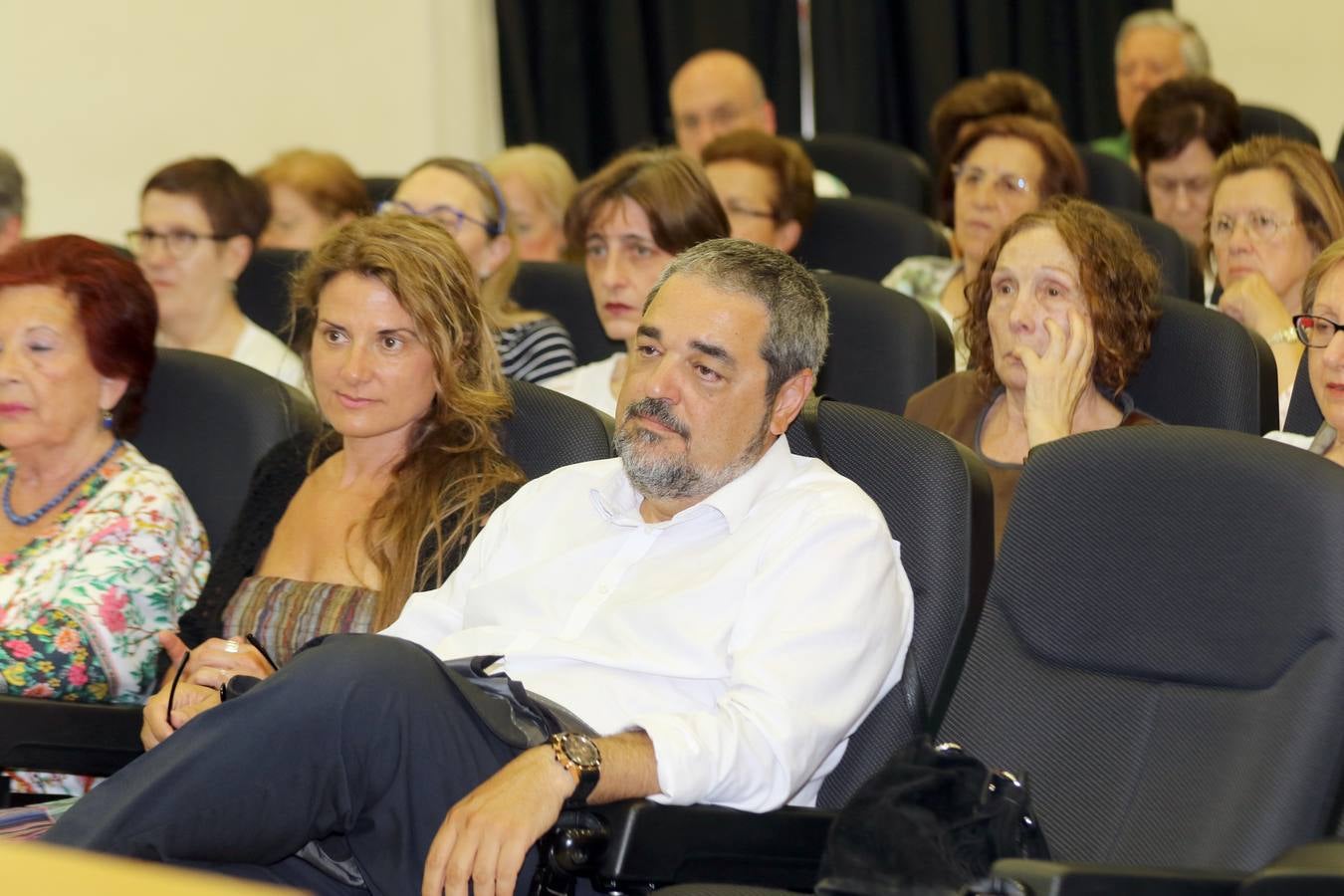 Antonio Manilla presenta su poemario &#039;El lugar en mí&#039; en el Aula de Cultura de El Norte