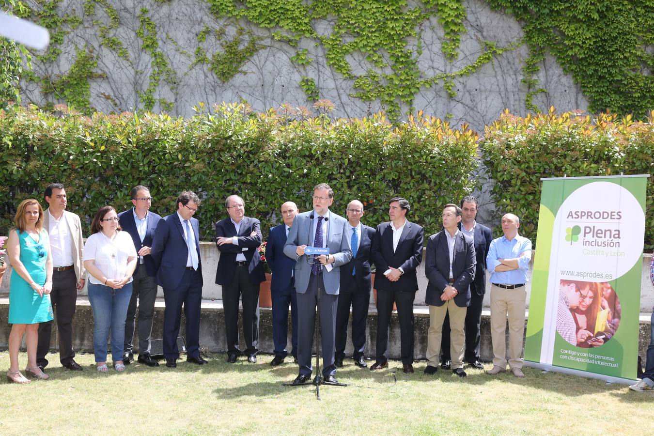 Mariano Rajoy visita la sede de Asprodes en Salamanca