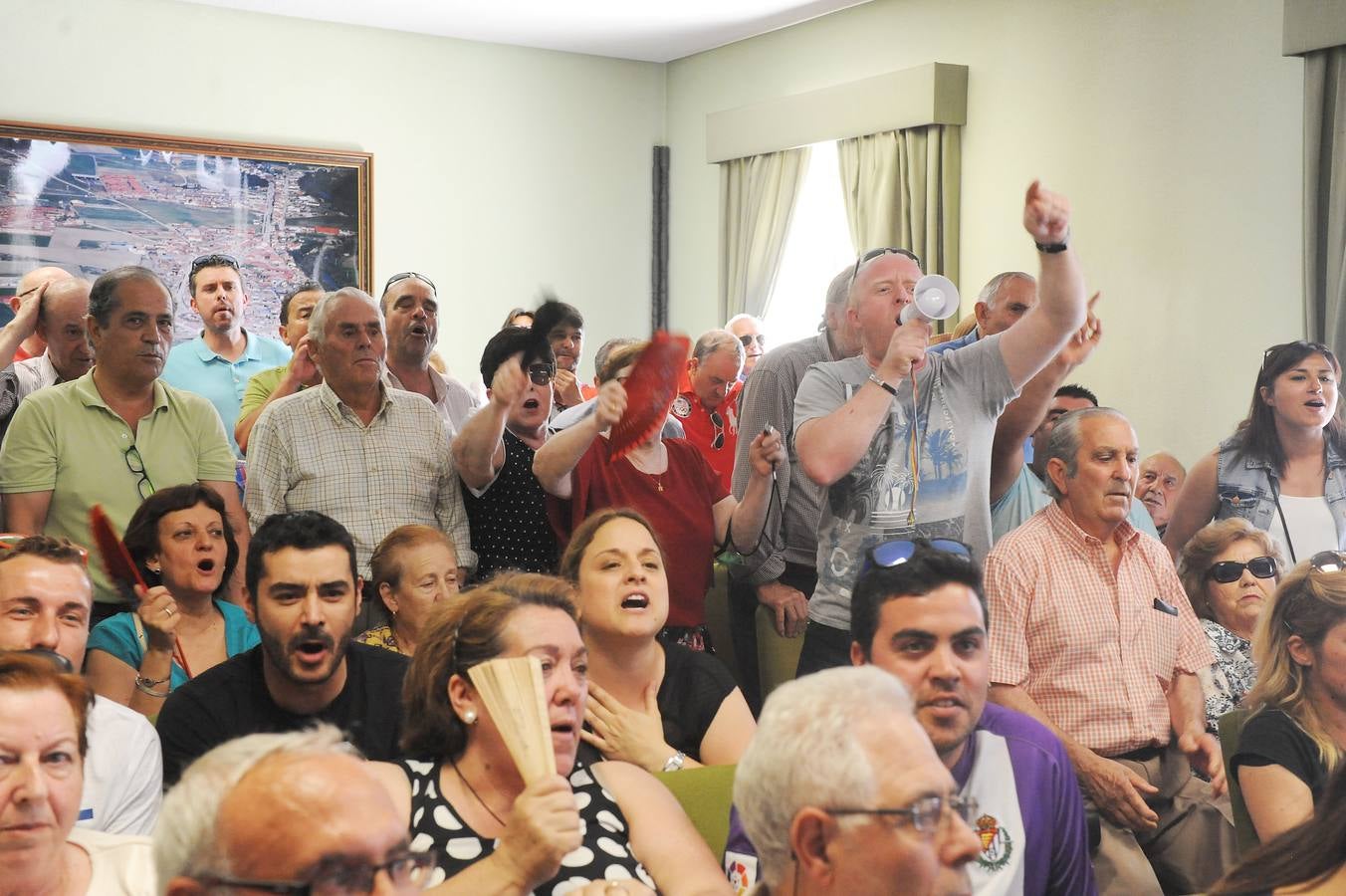 Enfrentamientos entre los vecinos en el pleno del Ayuntamiento de Valdestillas