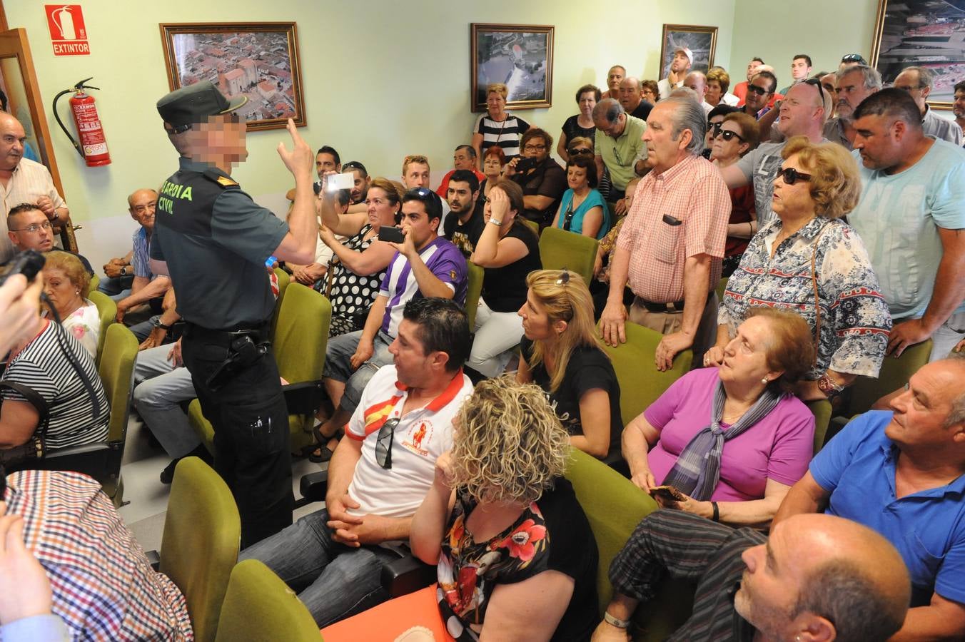 Enfrentamientos entre los vecinos en el pleno del Ayuntamiento de Valdestillas