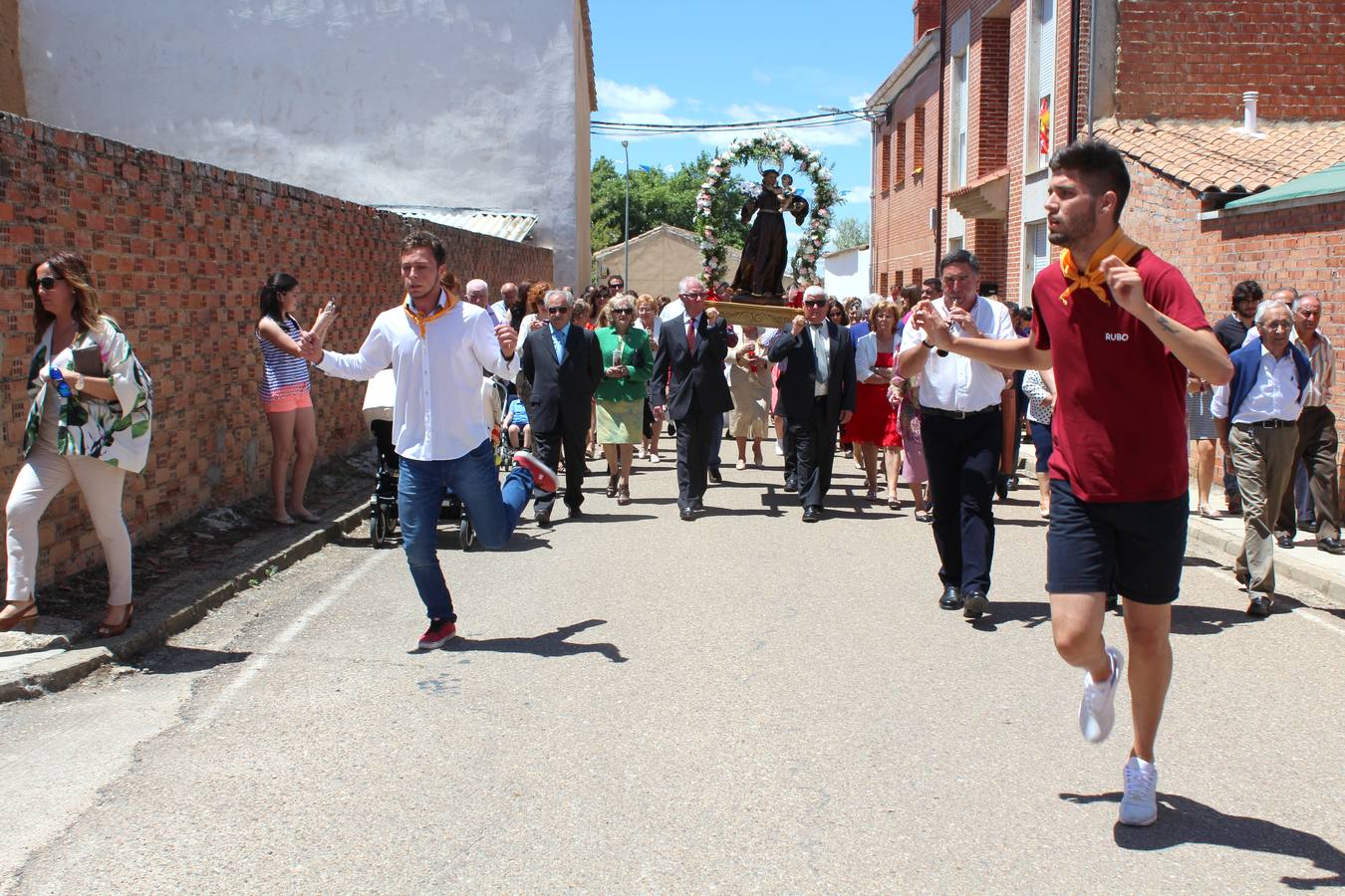 Soto de Cerrato se viste de gala durante las fiestas patronales de San Antonio de Padua