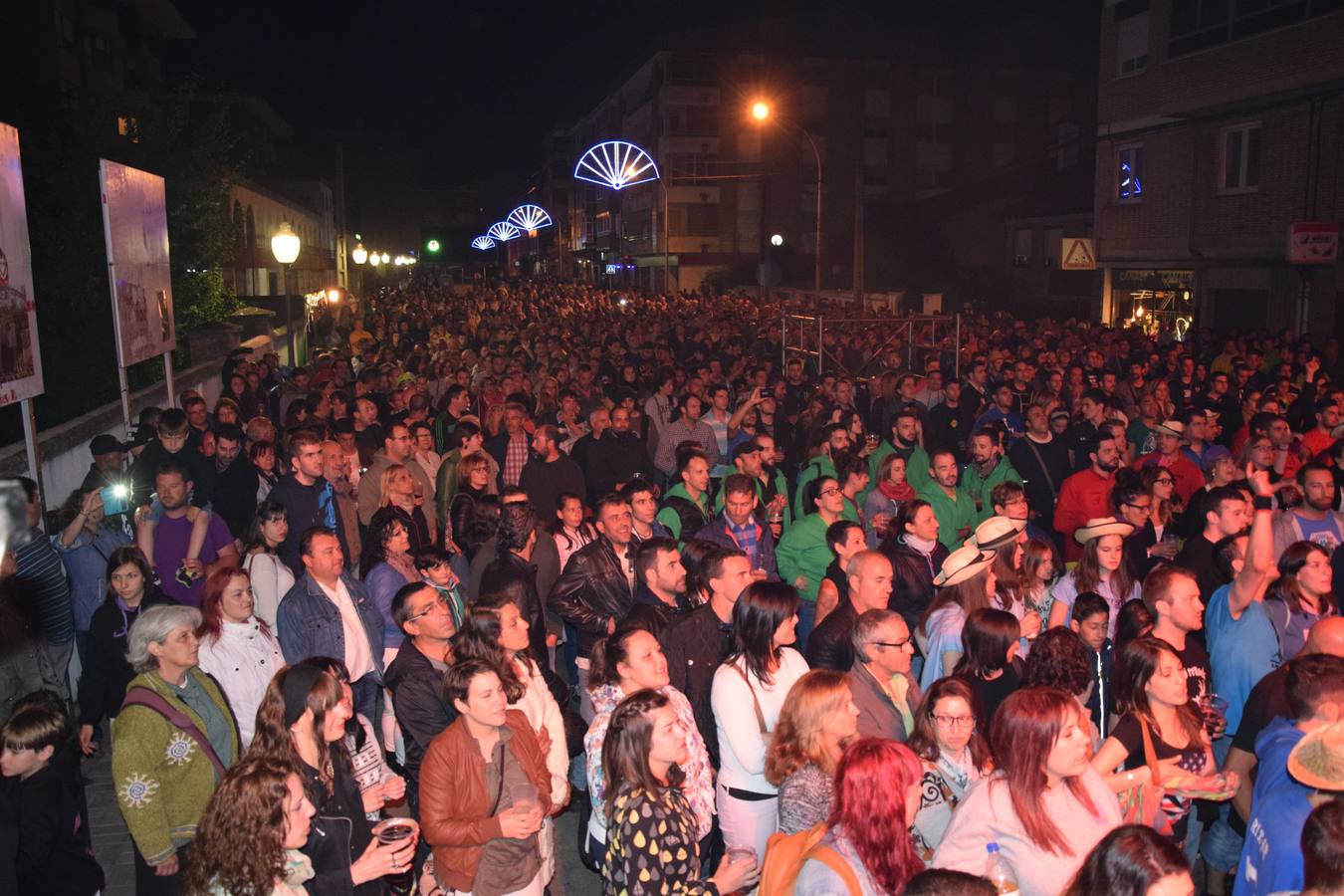Concierto del grupo Reincidentes en las fiestas de Guardo