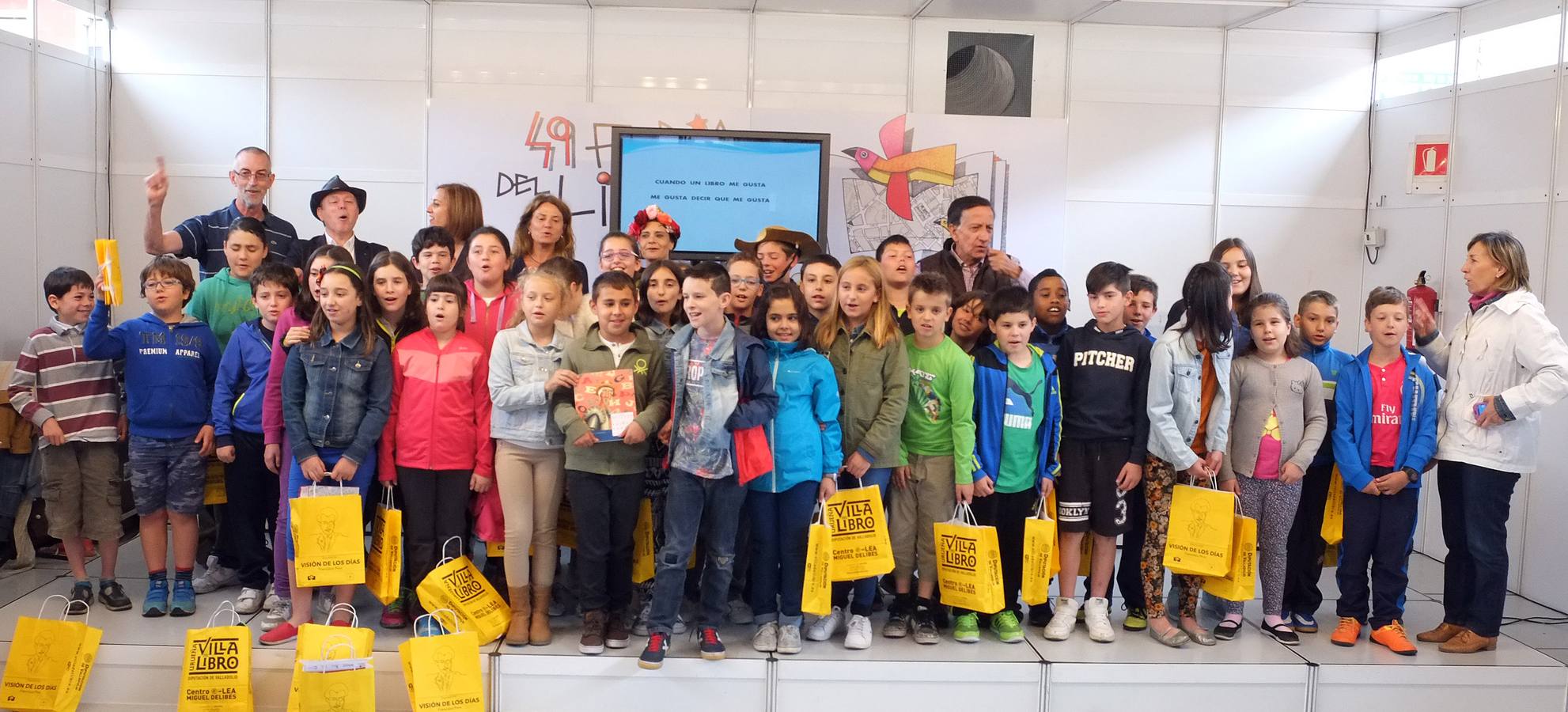 Ramón García presenta &#039;El Quijote en veintitantas letras&#039; en la Feria del Libro