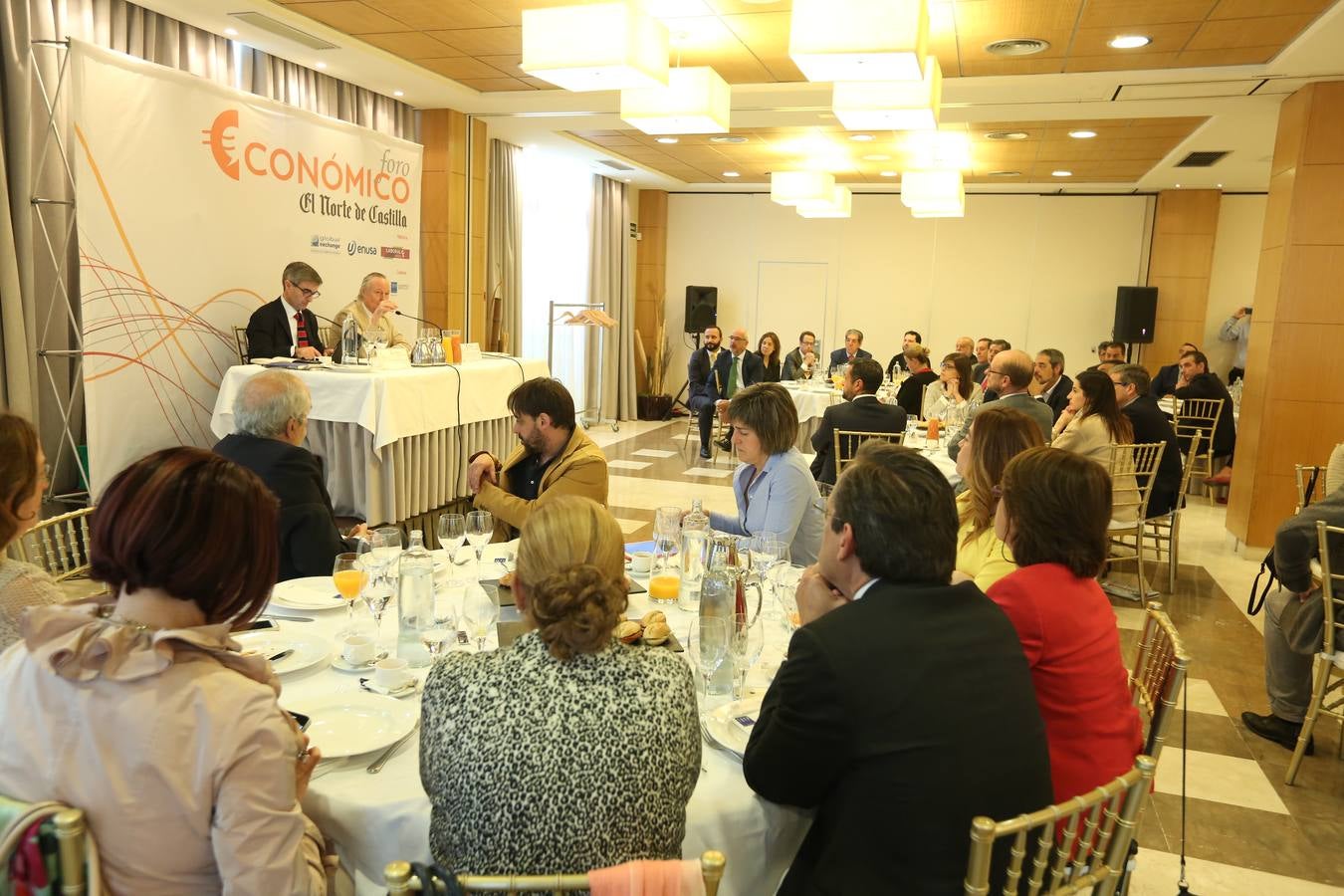 El exministro Josep Piqué en el Foro Económico de El Norte de Castilla en Salamanca