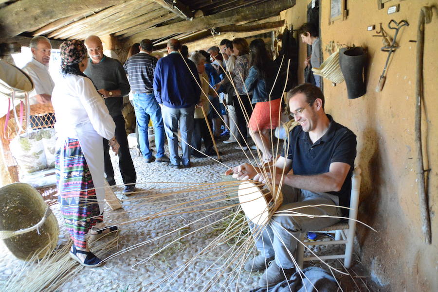 IV Jornadas de Oficios Tradicionales en Galindo y Perahuy