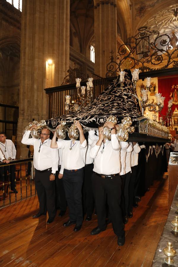 Procesión extraordinaria por el 75 aniversario de la Virgen de la Soledad