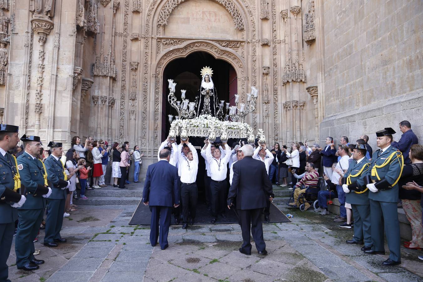 Procesión extraordinaria por el 75 aniversario de la Virgen de la Soledad