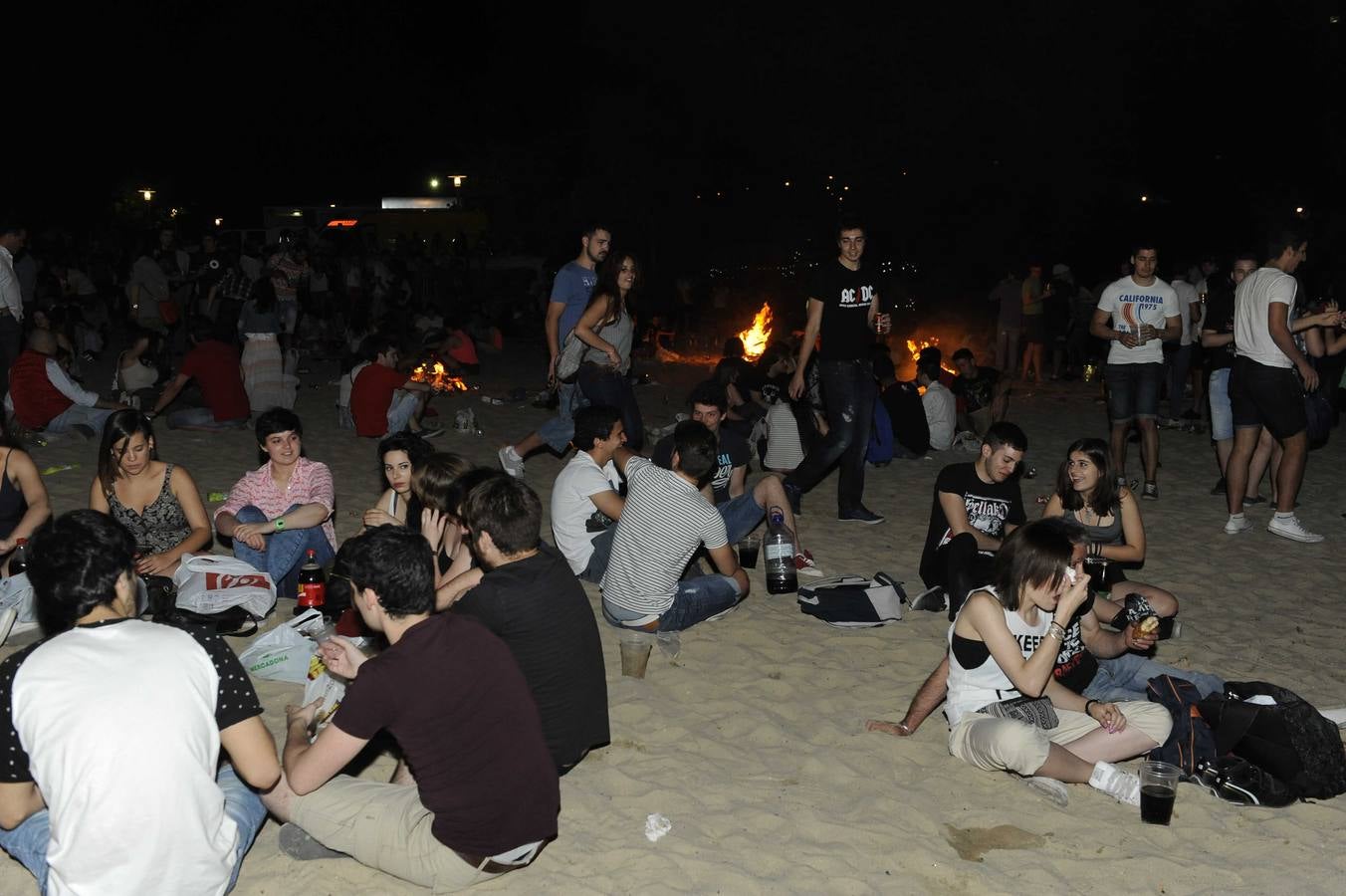 Noche de San Juan en la playa de Las Moreras de Valladolid (3/3)