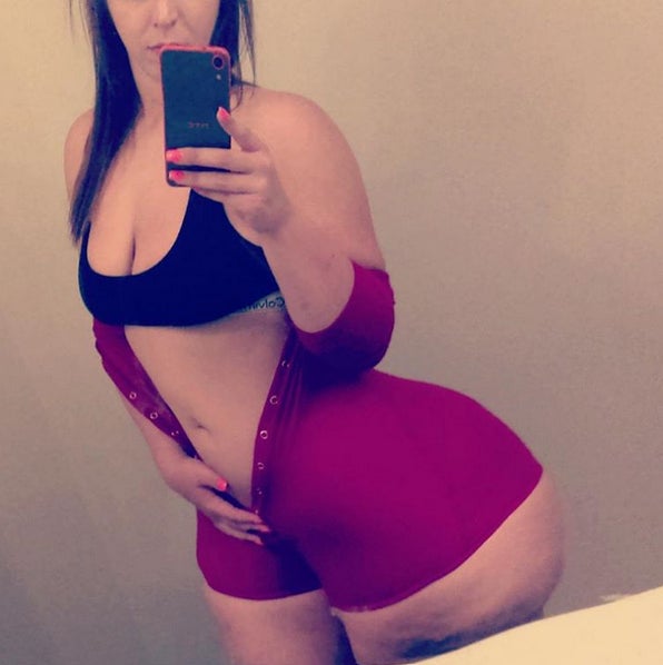 Raylynn, la joven que triunfa en Instagram por su particular anatomía