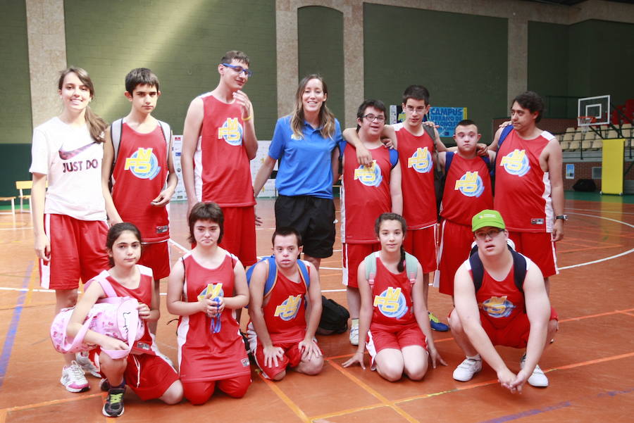 Arranca en Salamanca el campus de baloncesto Marta Fernández