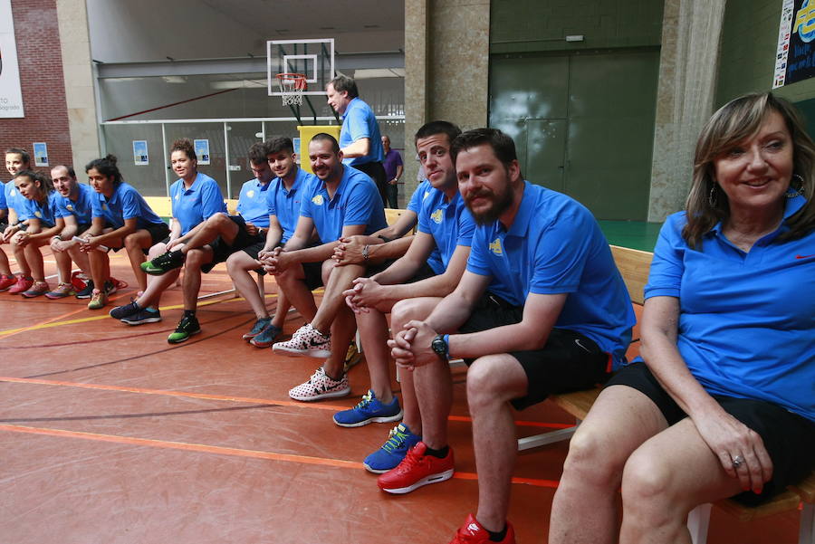 Arranca en Salamanca el campus de baloncesto Marta Fernández