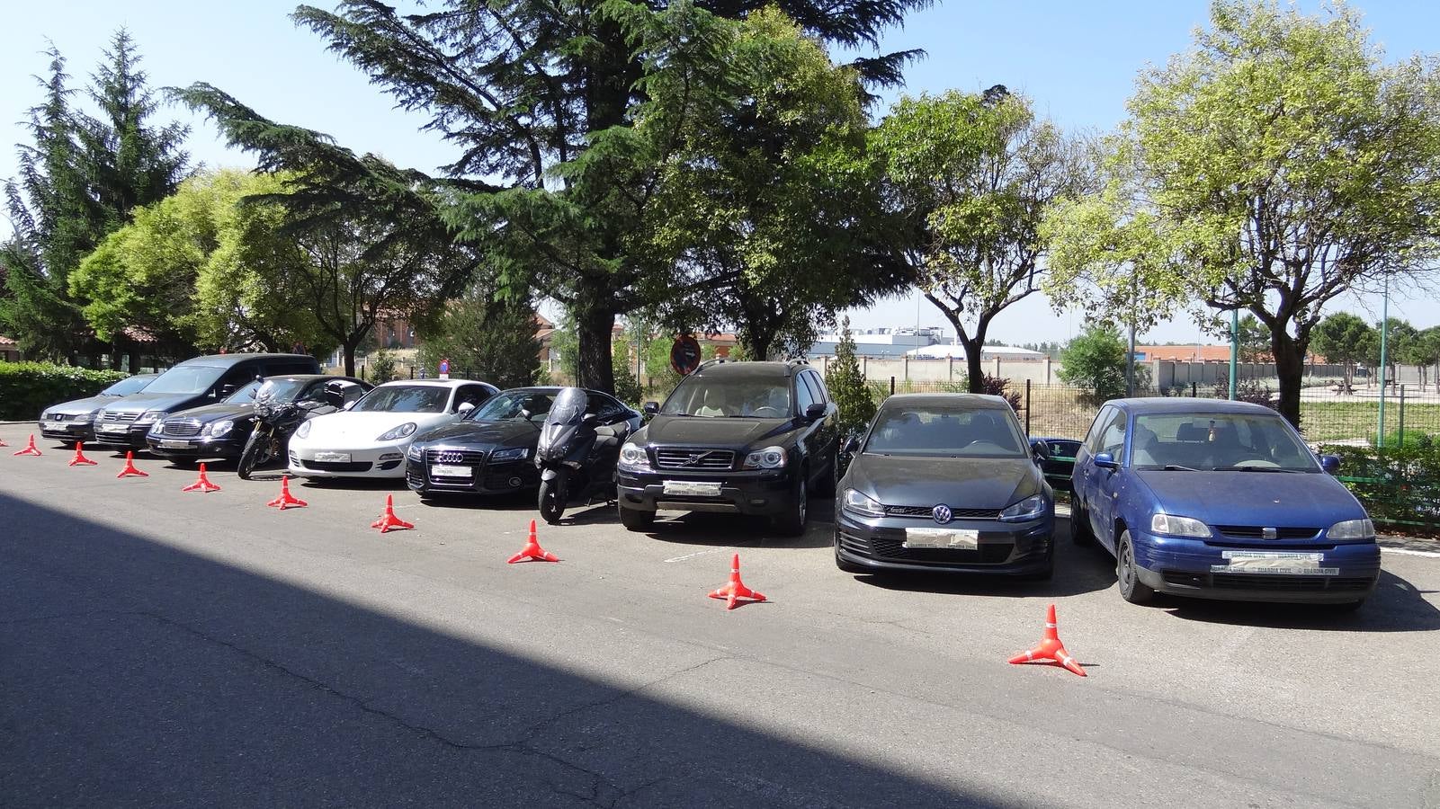 Material incautado en la mayor operación contra la distribución de drogas sintéticas en el noroeste de España