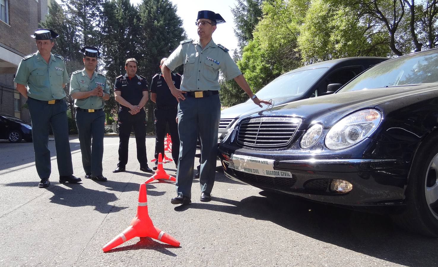 Material incautado en la mayor operación contra la distribución de drogas sintéticas en el noroeste de España