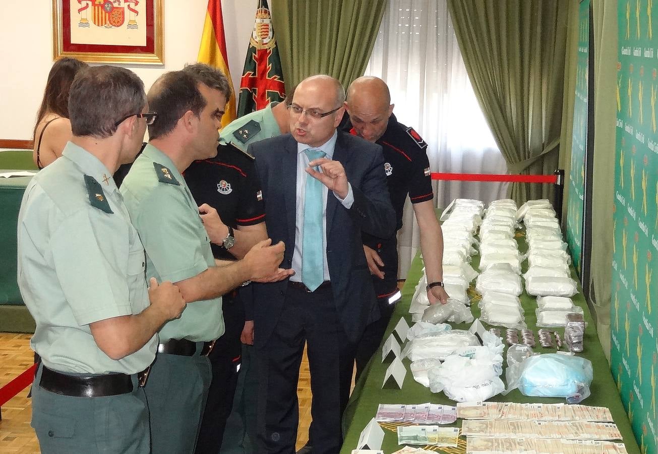 Material incautado en la mayor operación contra la distribución de drogas sintéticas en el noroeste de España